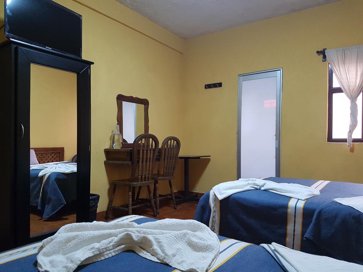 Hotel Nuevo Cupatitzio Uruapan  Extérieur photo