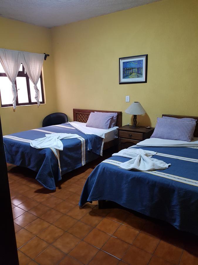 Hotel Nuevo Cupatitzio Uruapan  Extérieur photo