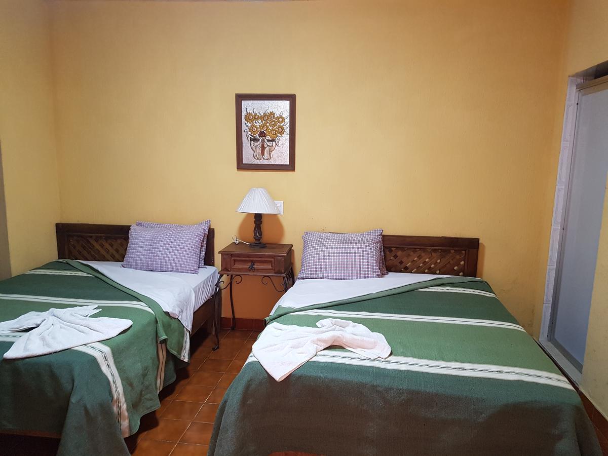 Hotel Nuevo Cupatitzio Uruapan  Extérieur photo