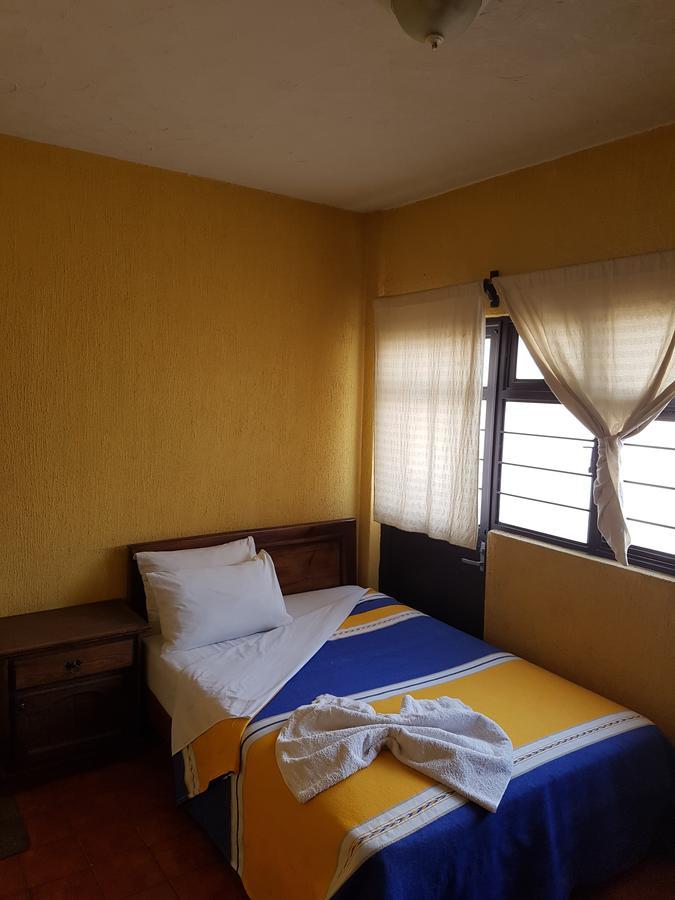 Hotel Nuevo Cupatitzio Uruapan  Extérieur photo