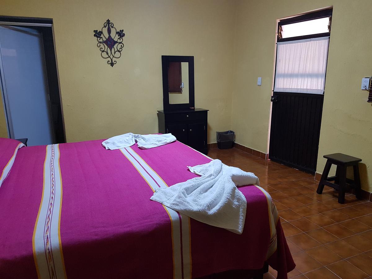 Hotel Nuevo Cupatitzio Uruapan  Extérieur photo